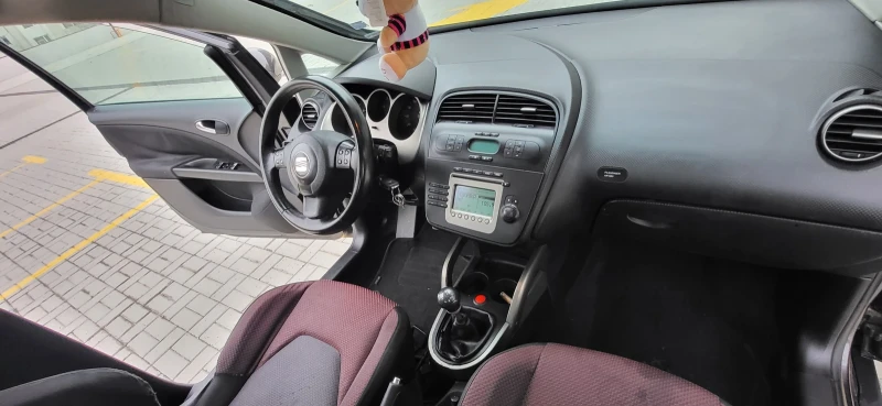 Seat Altea 2.0 TDI, снимка 13 - Автомобили и джипове - 48382574