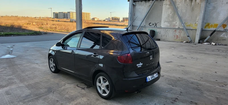 Seat Altea 2.0 TDI, снимка 9 - Автомобили и джипове - 48382574