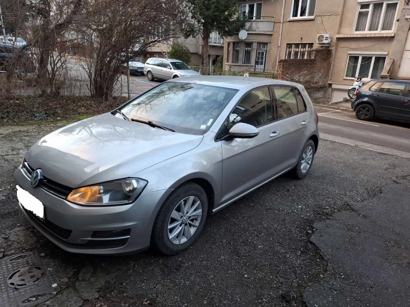 VW Golf, снимка 1 - Автомобили и джипове - 48604550