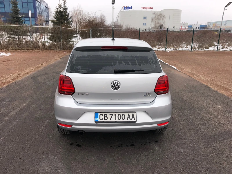 VW Polo Автоматик, снимка 7 - Автомобили и джипове - 48899590