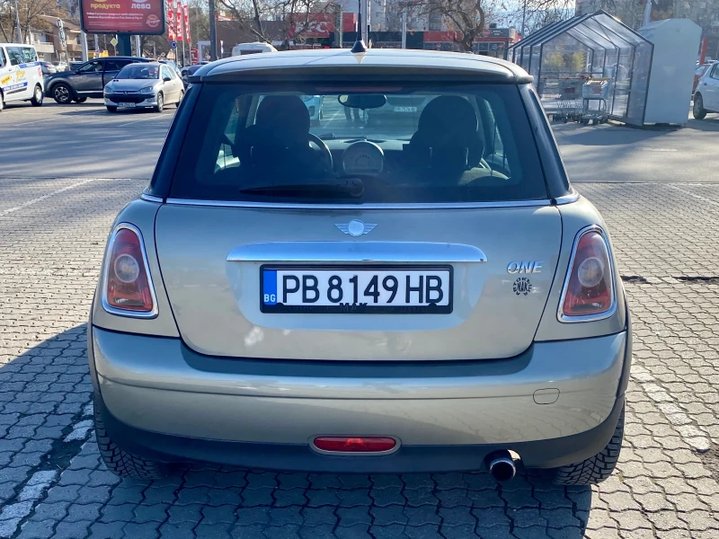 Mini One 1.4i* Facelift, снимка 5 - Автомобили и джипове - 49456671