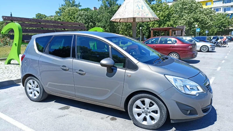 Opel Meriva, снимка 6 - Автомобили и джипове - 52428341