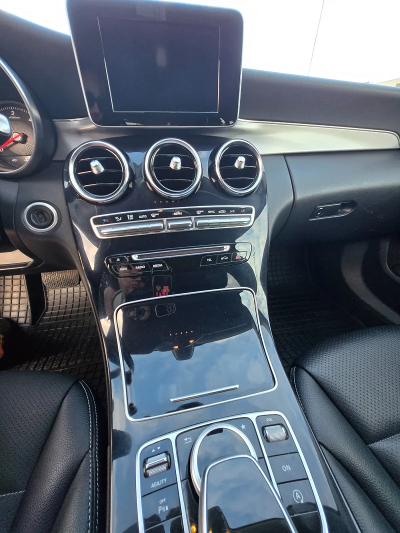 Mercedes-Benz C 220, снимка 11 - Автомобили и джипове - 52897068