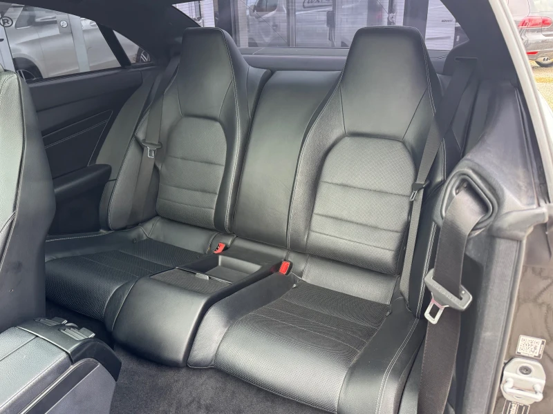 Mercedes-Benz E 350 d#AMG#9G-TRONIC#DESIGNO#PANORAMA#CAMERA#2015г, снимка 13 - Автомобили и джипове - 52543778