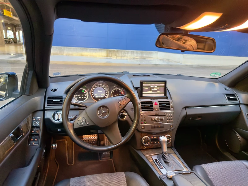Mercedes-Benz C 350 AMG* Navi* Bixenon* Gemany* , снимка 7 - Автомобили и джипове - 52578667