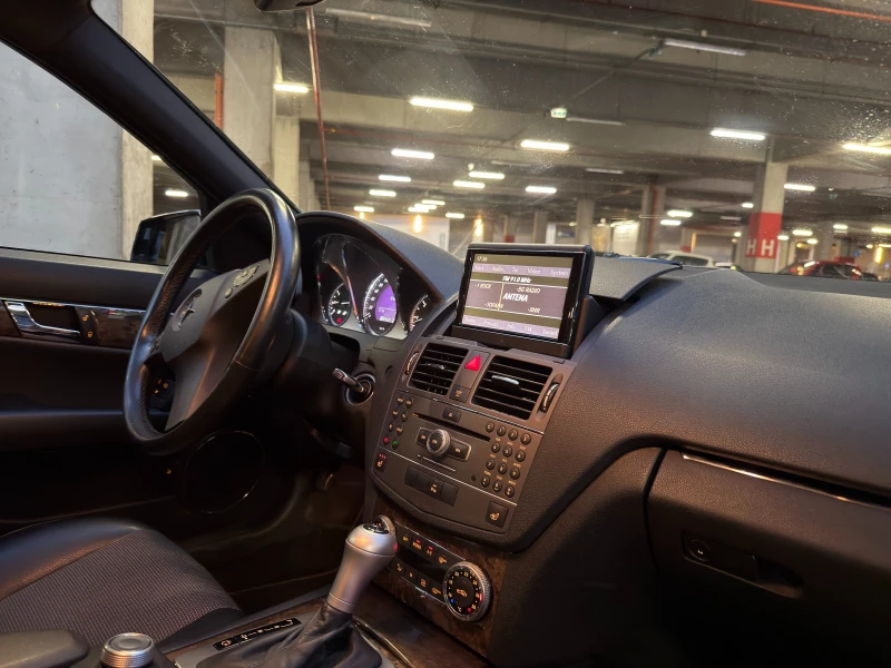 Mercedes-Benz C 350 AMG* Navi* Bixenon* Gemany* , снимка 8 - Автомобили и джипове - 52578667