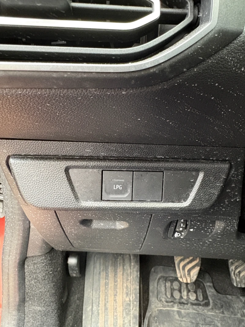 Dacia Jogger 1.0 ECO-G, снимка 11 - Автомобили и джипове - 52856158