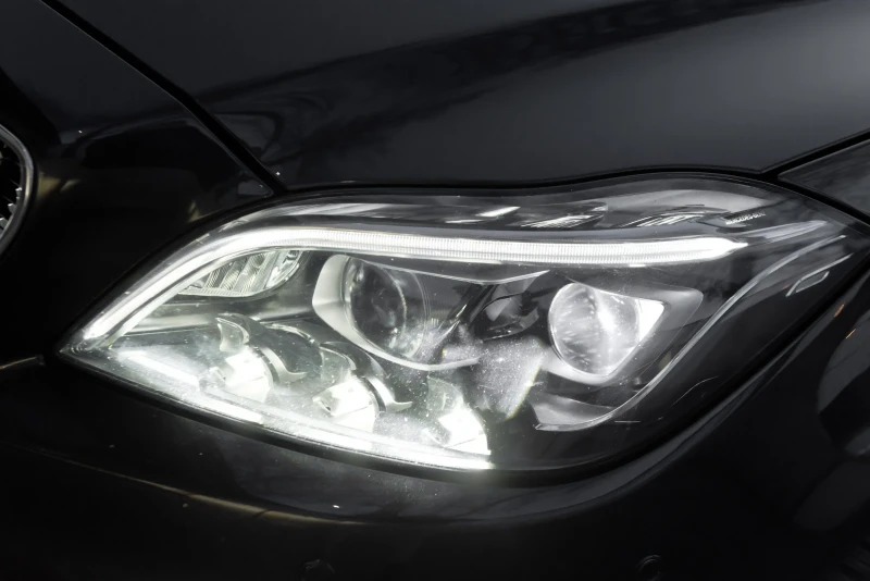 Mercedes-Benz CLS 350 d/AMG/9G/DESIGNO/4M/H&K, снимка 17 - Автомобили и джипове - 52825803