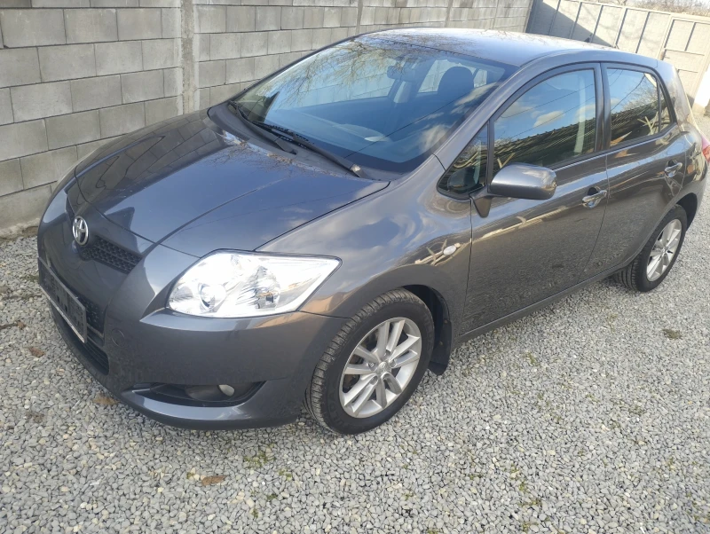Toyota Auris 1.4 D4D Dizel, снимка 8 - Автомобили и джипове - 53271755