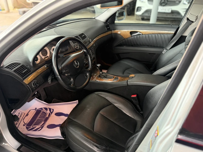 Mercedes-Benz E 280 AVANTGARDE  4 MATIC, снимка 9 - Автомобили и джипове - 53389895