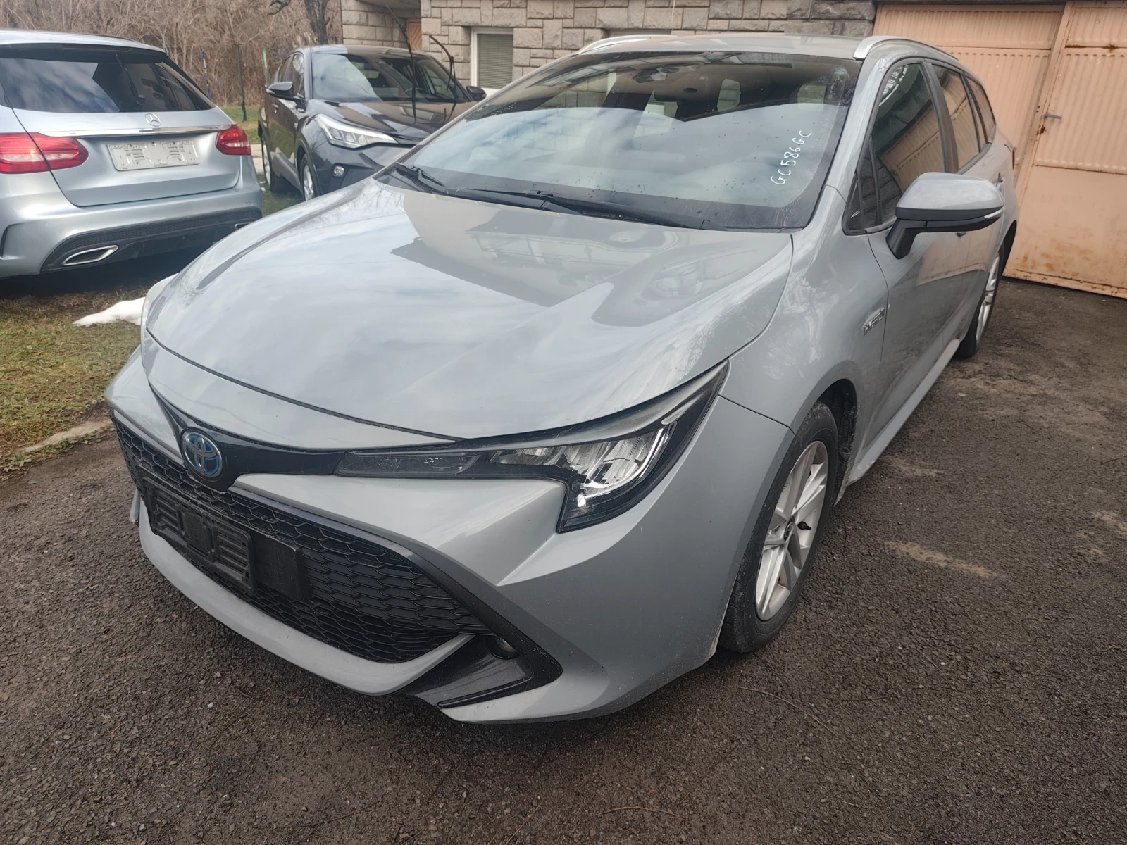 Toyota Corolla 1.8 хибрид Комби 2020г, снимка 1