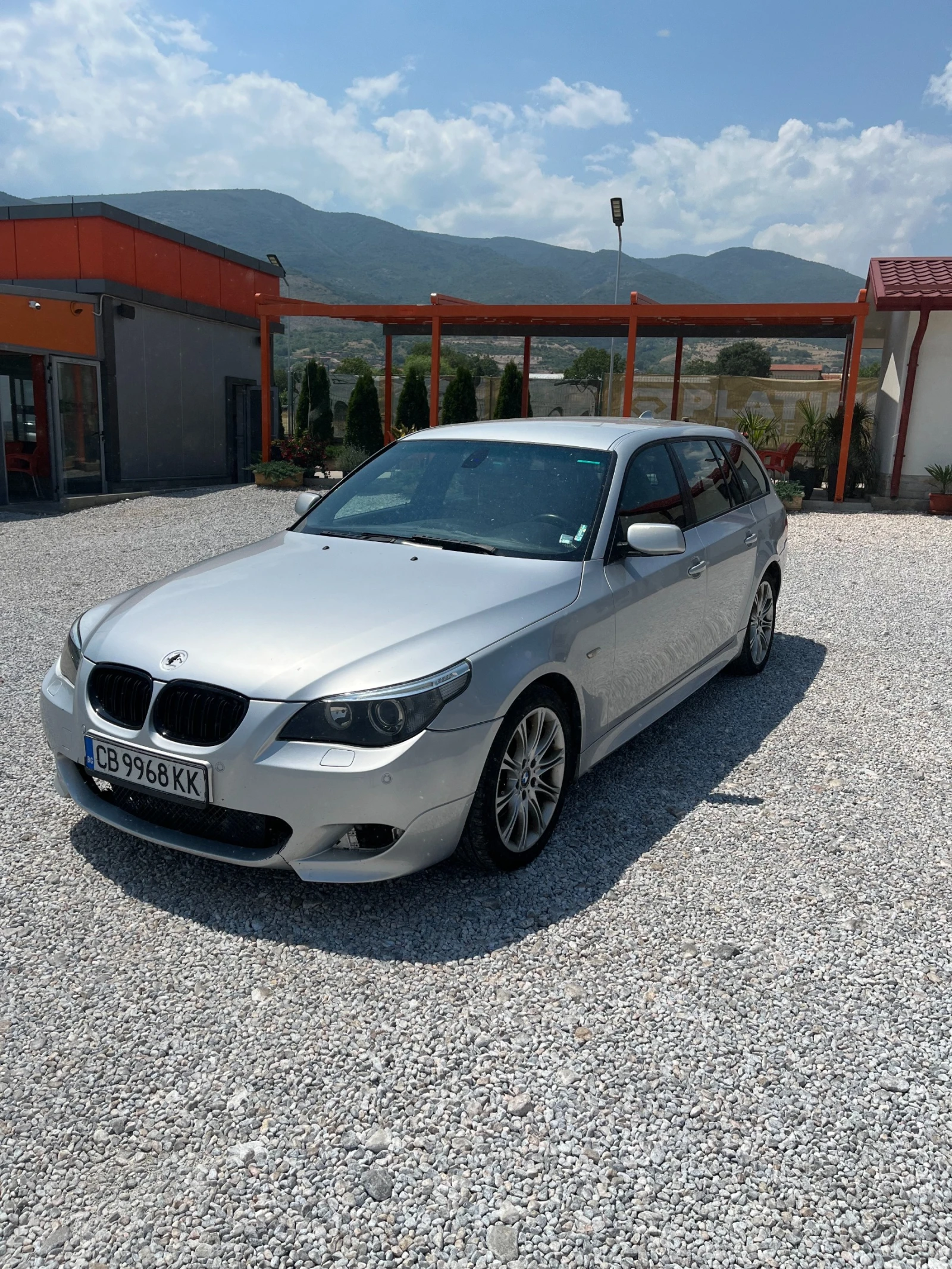 BMW 530 530 XD - изображение 3