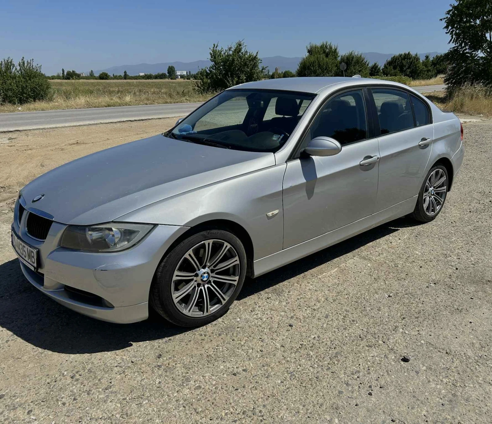 BMW 320  - изображение 2