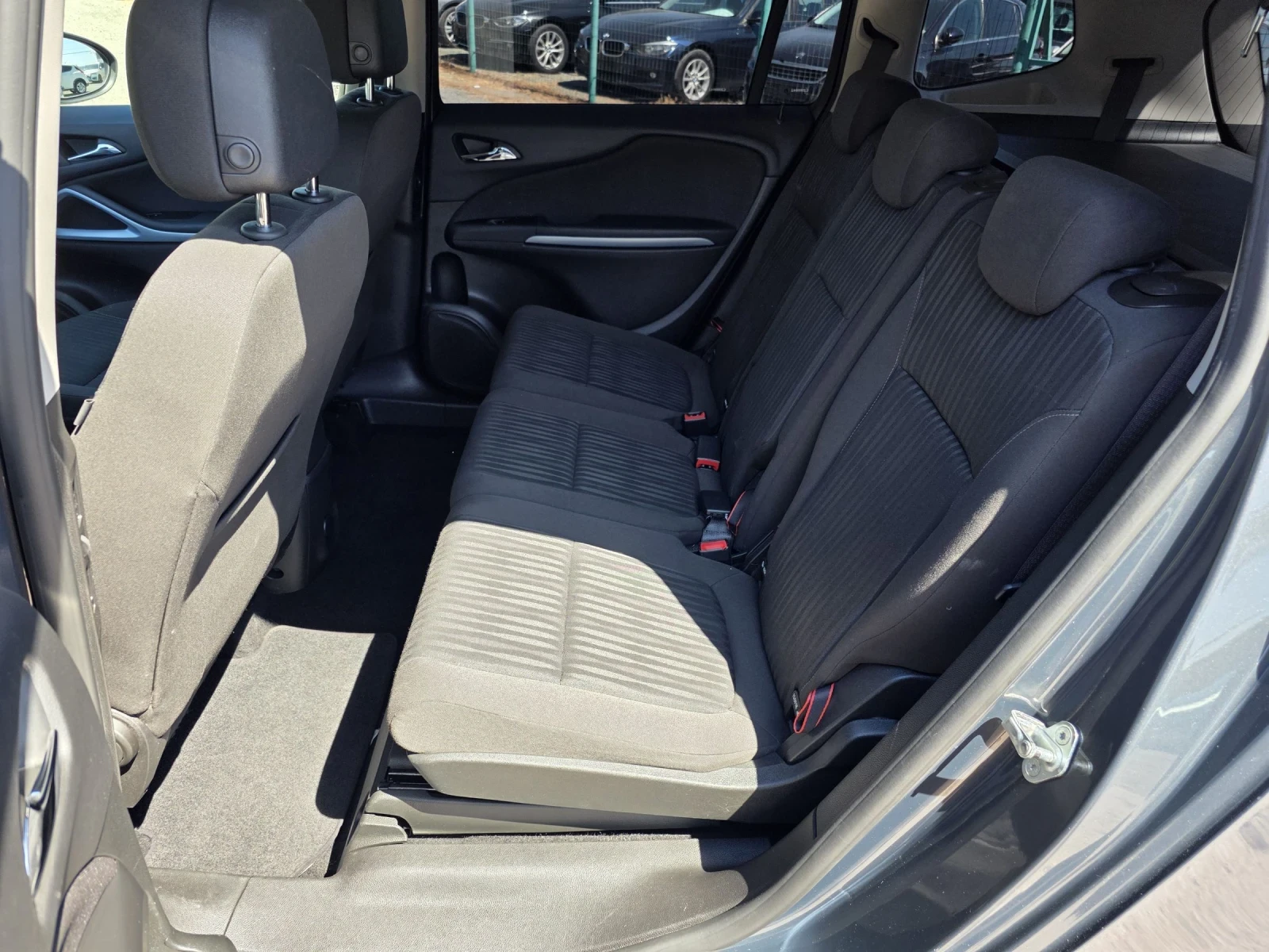 Opel Zafira 1.6D 136кс 6+ 1 - изображение 9