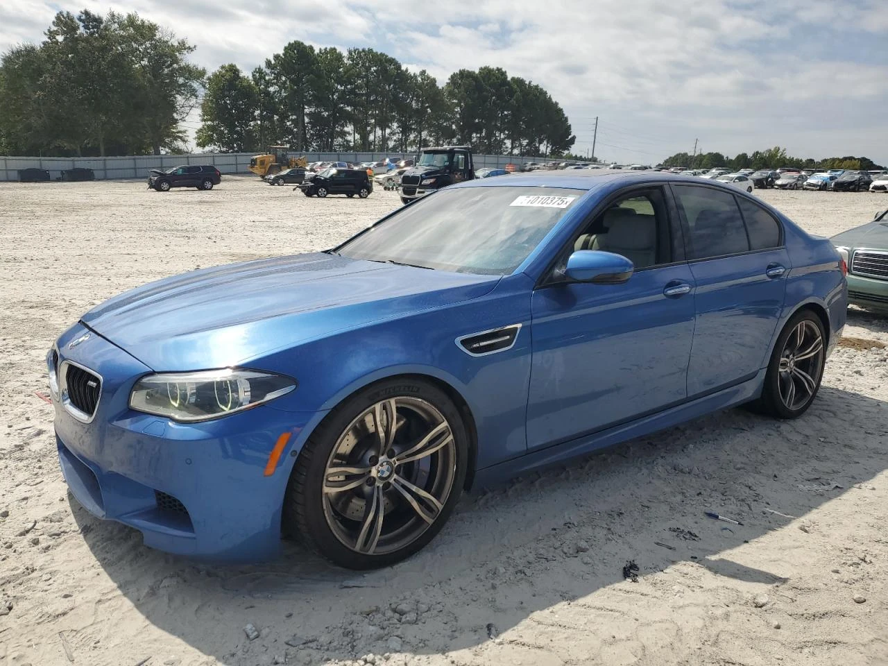 BMW M5 AUTOMATIC * * CARFAX * * АВТО КРЕДИТ * *  - изображение 2