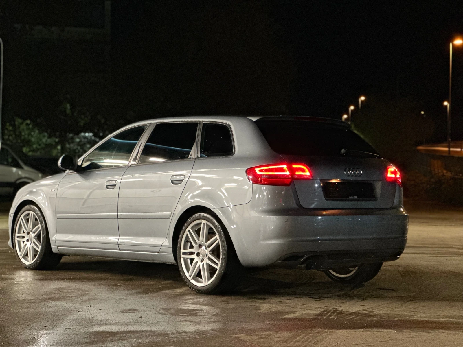 Audi A3 2.0 TFSI Sportback Швейцария | Mobile.bg — изображение 2