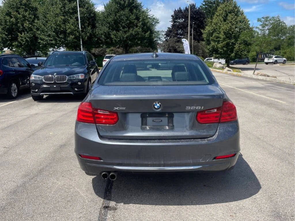 BMW 328 * АВТО КРЕДИТ* ЦЕНА ДО БГ * Сервизна история *  - изображение 5