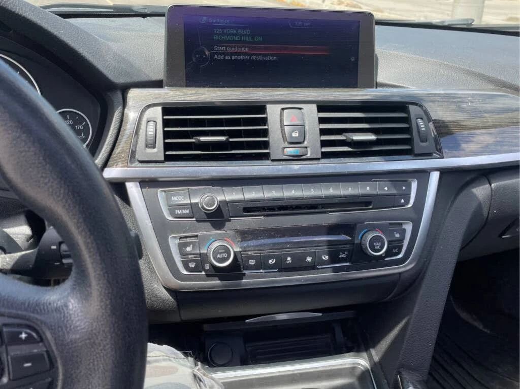 BMW 328 * АВТО КРЕДИТ* ЦЕНА ДО БГ * Сервизна история *  - изображение 10