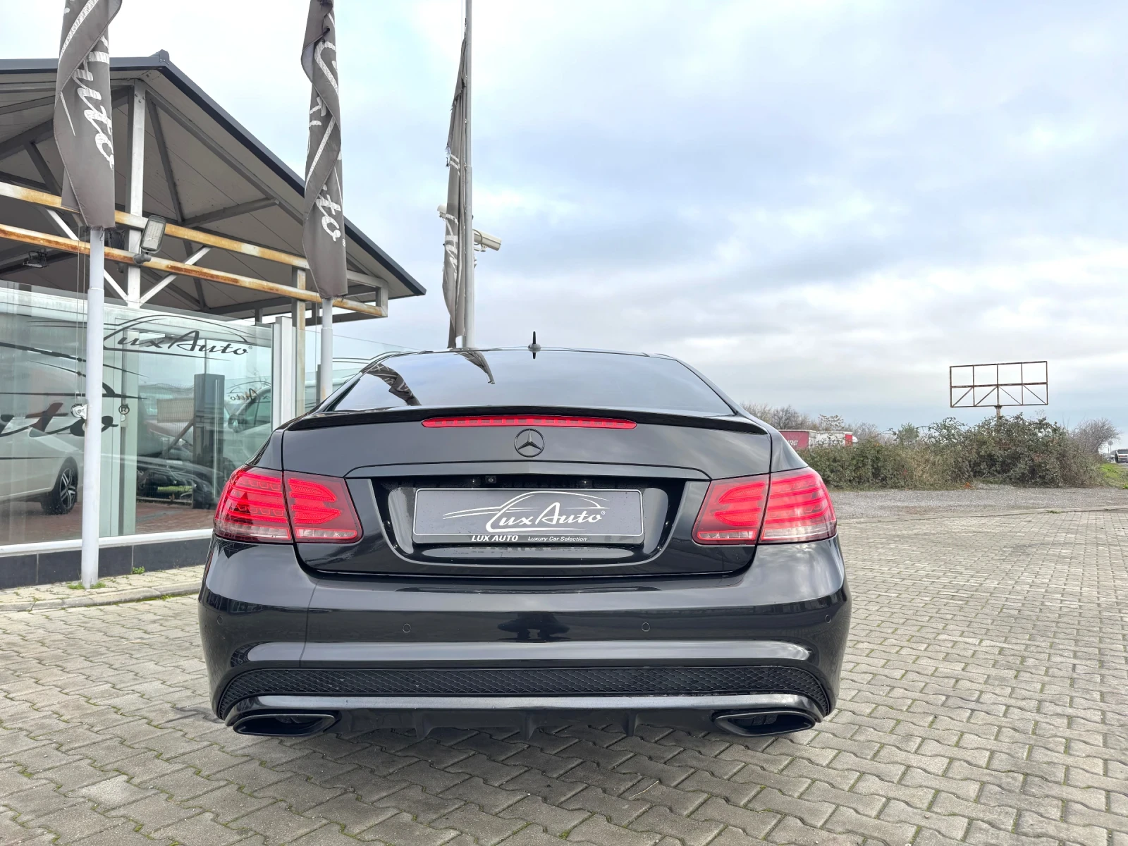 Mercedes-Benz E 350 d#AMG#9G-TRONIC#DESIGNO#PANORAMA#CAMERA#2015г - изображение 7