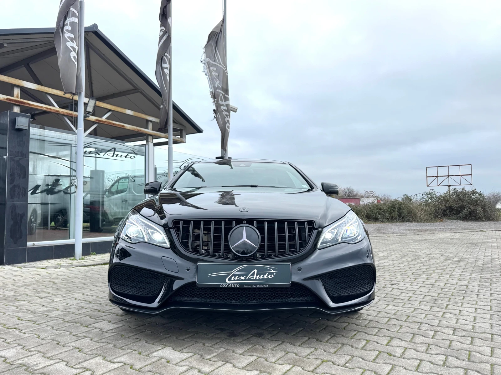 Mercedes-Benz E 350 d#AMG#9G-TRONIC#DESIGNO#PANORAMA#CAMERA#2015г - изображение 3
