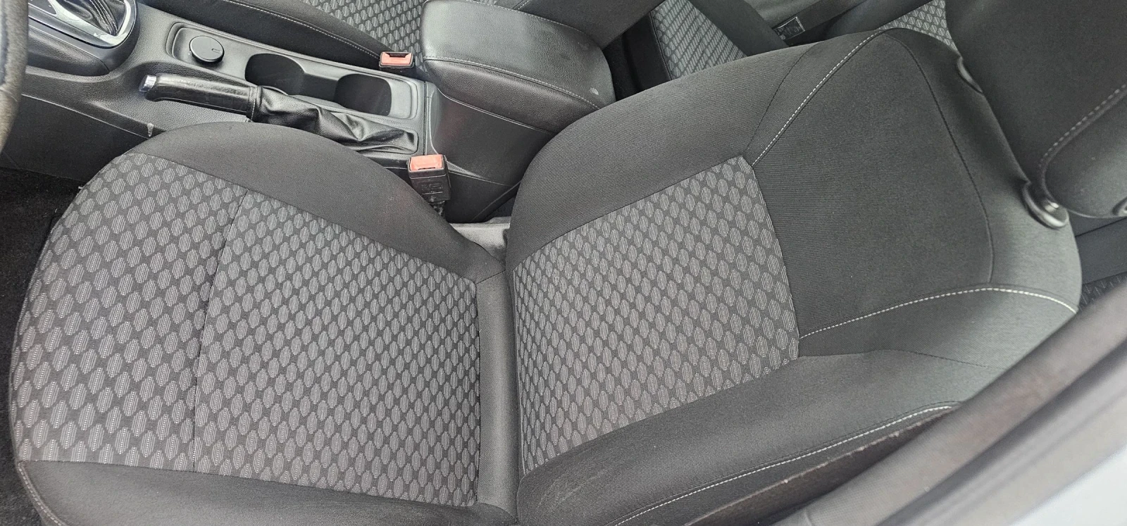 Opel Astra 1.6DTCI AVTOMAT  КАМЕРА ЛИЗИНГ  - изображение 9