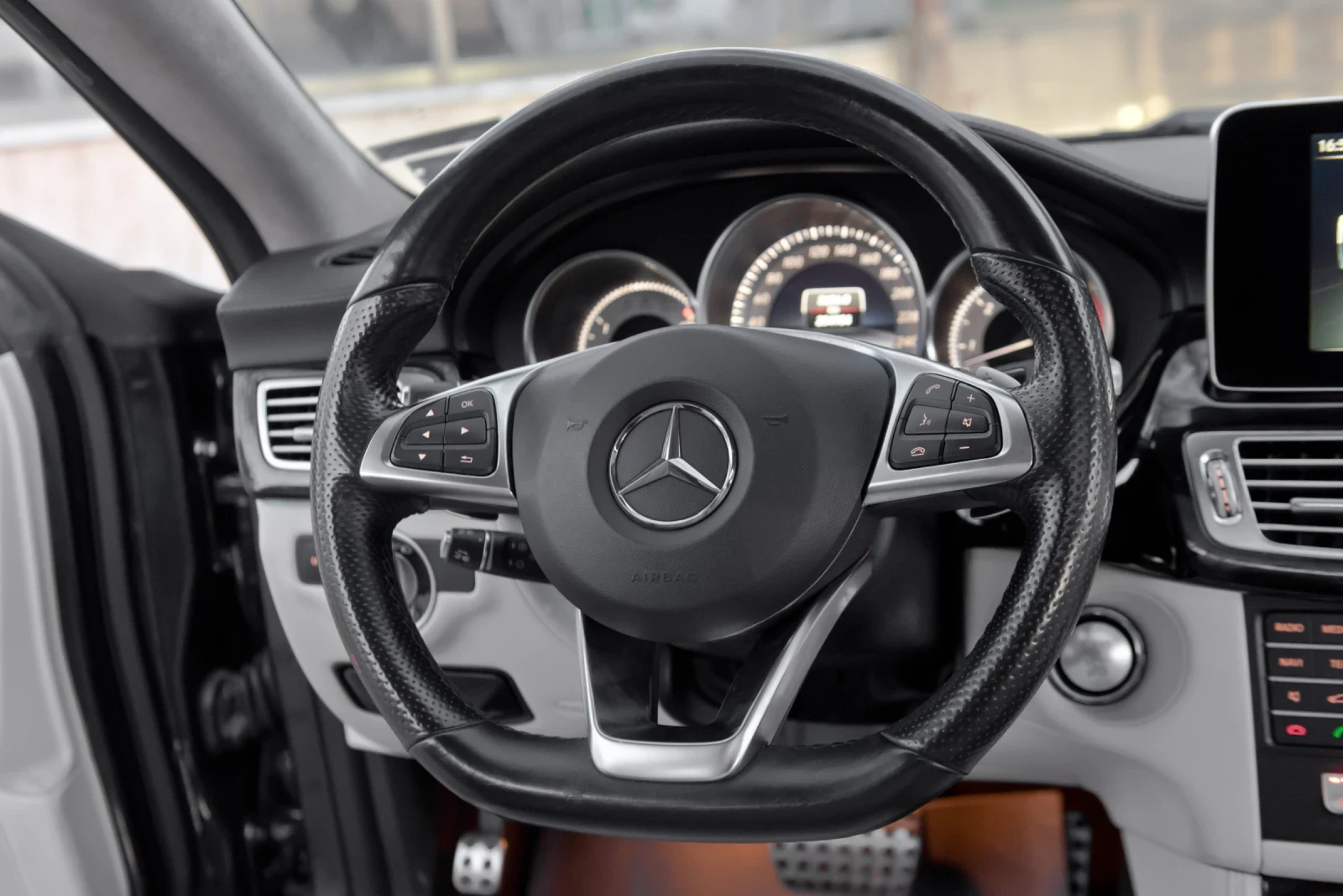 Mercedes-Benz CLS 350 d/AMG/9G/DESIGNO/4M/H&K | Mobile.bg � ����������� 9