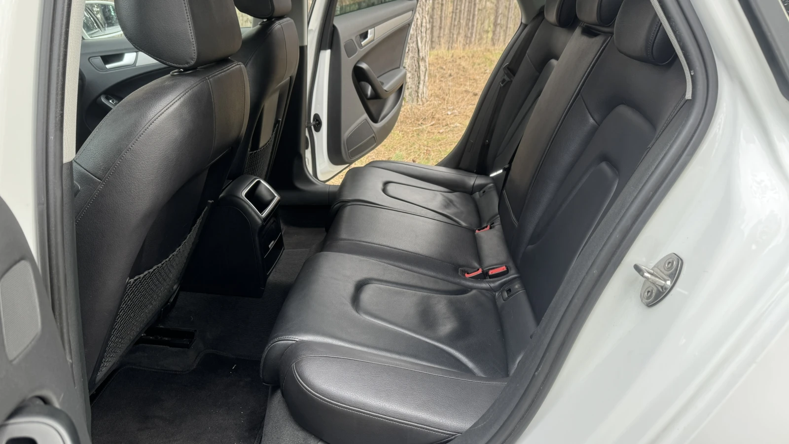 Audi A4 2.0 TDI 150 kc СПЕШНО!, снимка 13 - Автомобили и джипове - 53810700