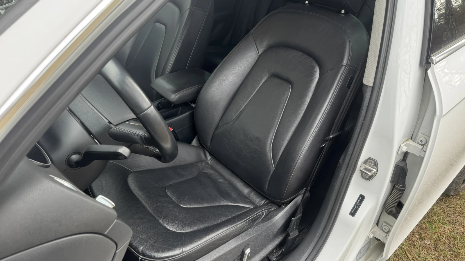 Audi A4 2.0 TDI 150 kc СПЕШНО!, снимка 8 - Автомобили и джипове - 53810700