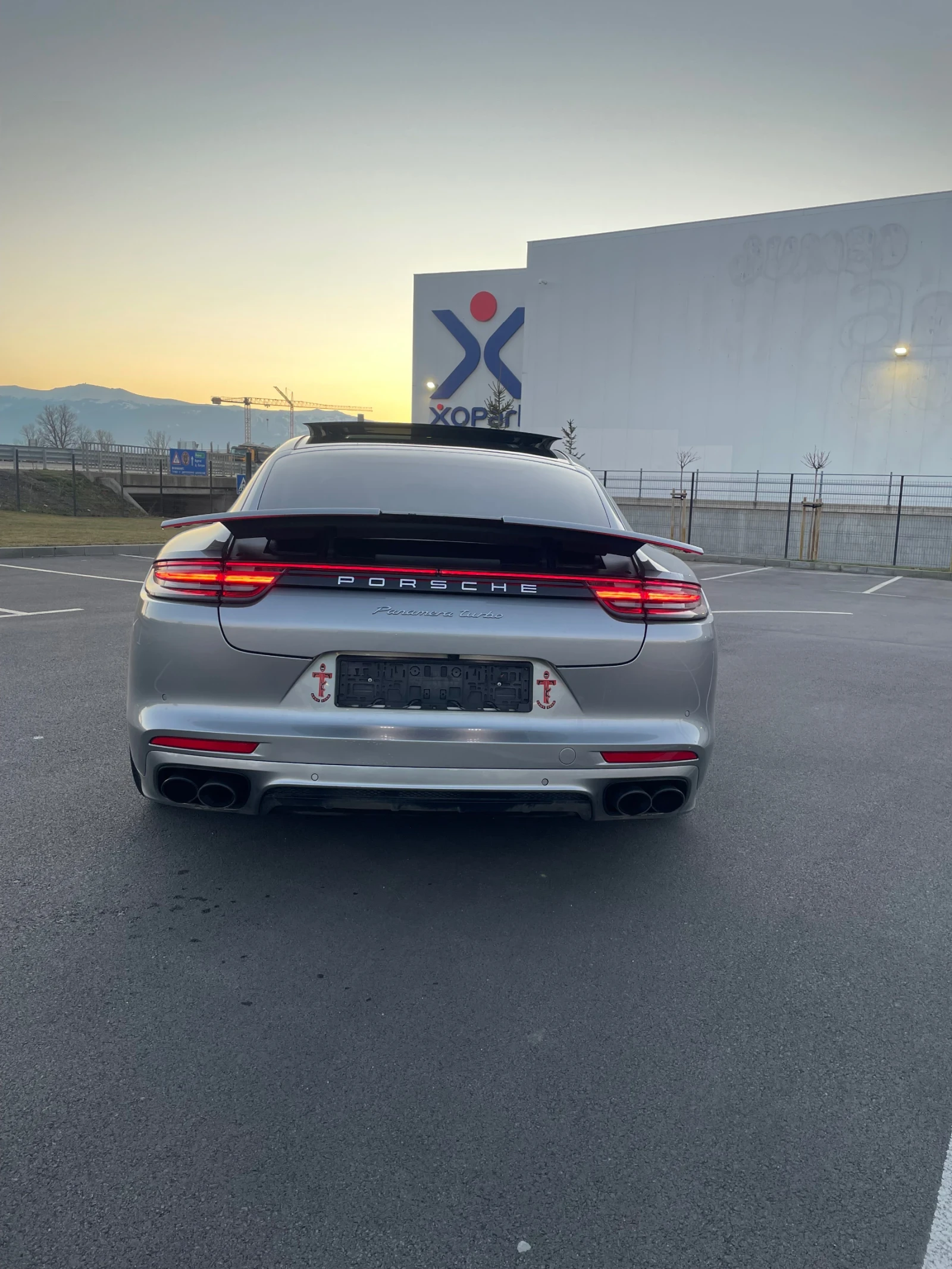 Porsche Panamera Turbo / Ceramic-Carbon Готов Лизинг, снимка 8 - Автомобили и джипове - 54225612