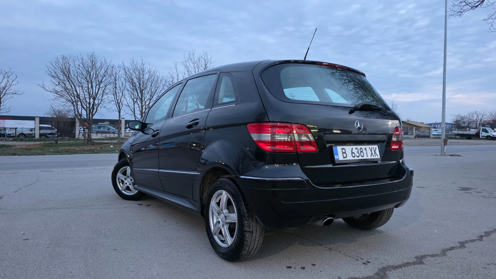 Mercedes-Benz B 150 БЕЗУПРЕЧНА , снимка 4 - Автомобили и джипове - 54599049