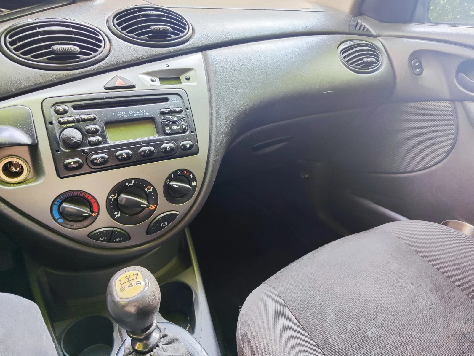 Ford Focus 1.8tdci, снимка 2 - Автомобили и джипове - 54788113