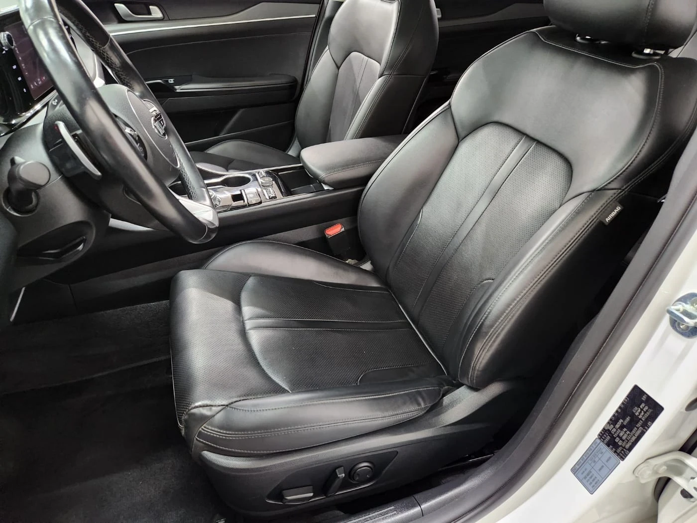 Kia K5 * 2.0 LPG* АВТОКРЕДИТ БЕЗ ПЪРВОНАЧАЛНА ВНОСКА* , снимка 9 - Автомобили и джипове - 55019133