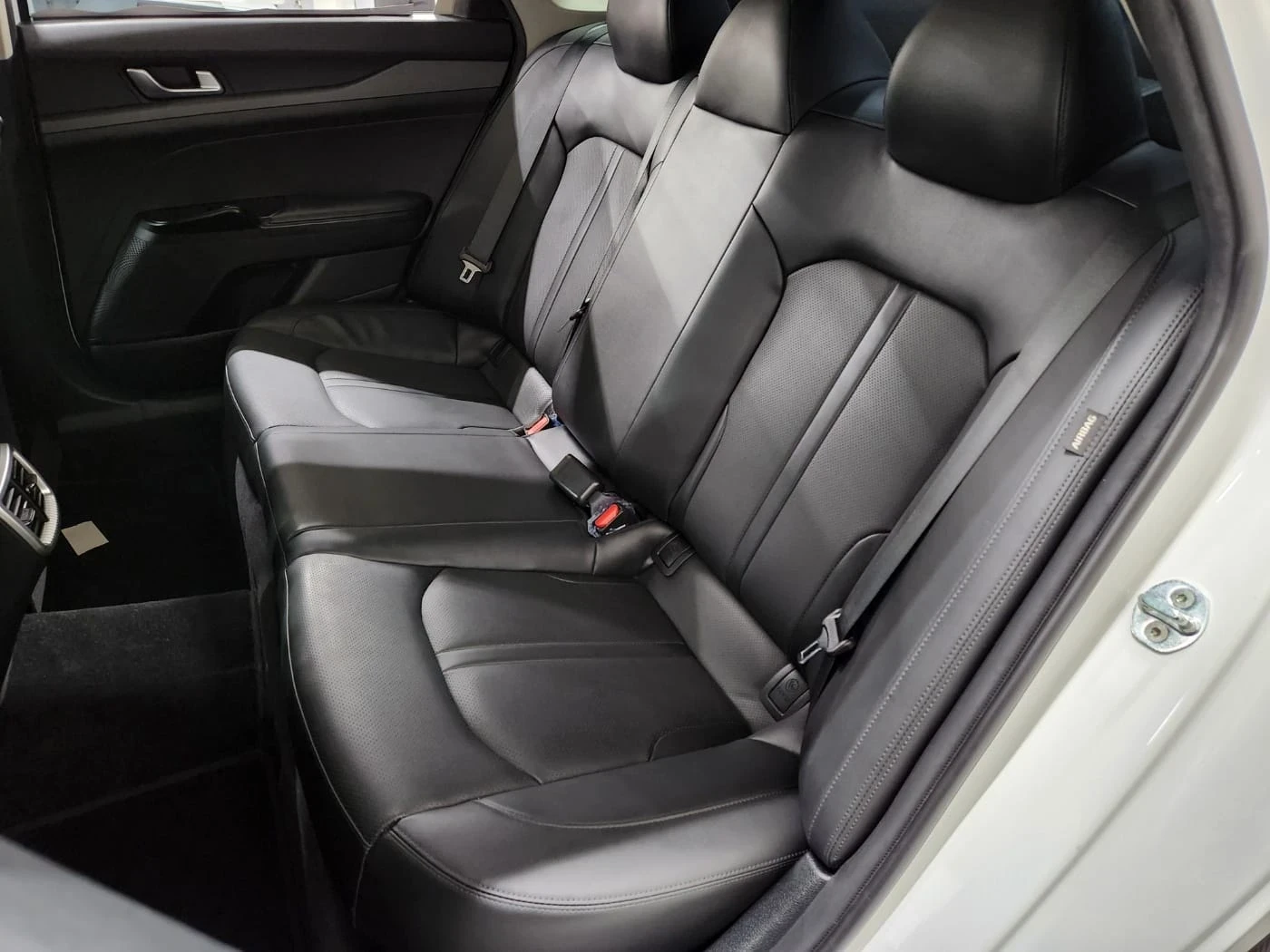 Kia K5 * 2.0 LPG* АВТОКРЕДИТ БЕЗ ПЪРВОНАЧАЛНА ВНОСКА* , снимка 10 - Автомобили и джипове - 55019133