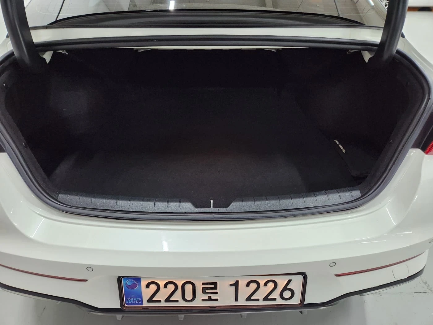 Kia K5 * 2.0 LPG* АВТОКРЕДИТ БЕЗ ПЪРВОНАЧАЛНА ВНОСКА* , снимка 12 - Автомобили и джипове - 55019133