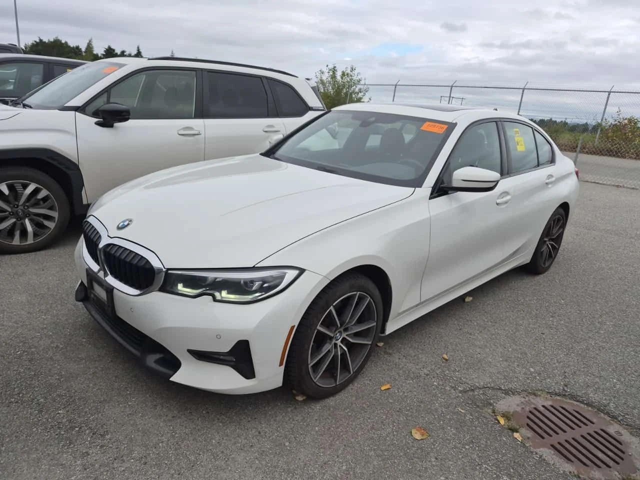 BMW 330 i xDrive/ПОДГРЕВИ/ШИБИДАХ