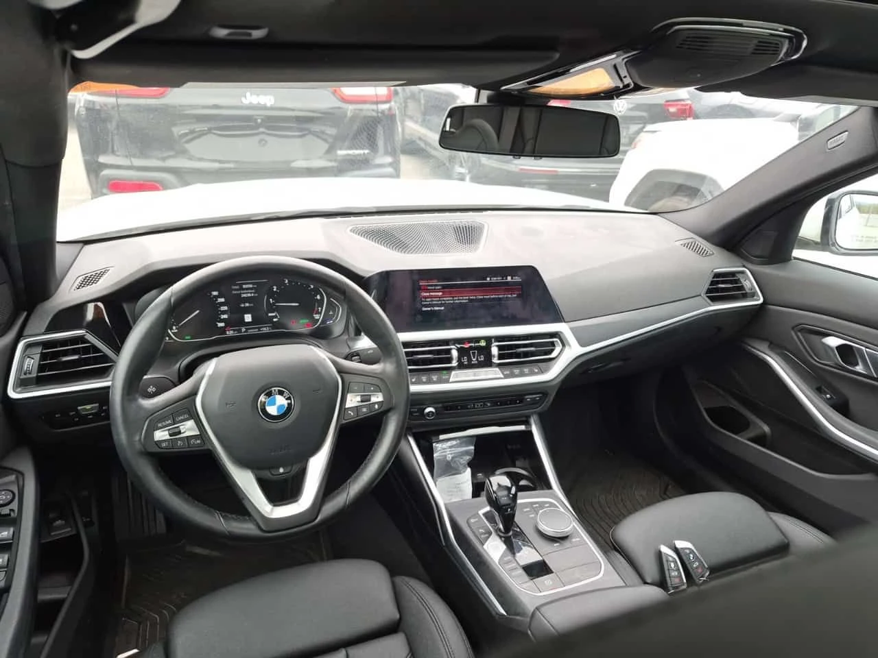 BMW 330 i xDrive/ПОДГРЕВИ/ШИБИДАХ, снимка 7 - Автомобили и джипове - 55197318