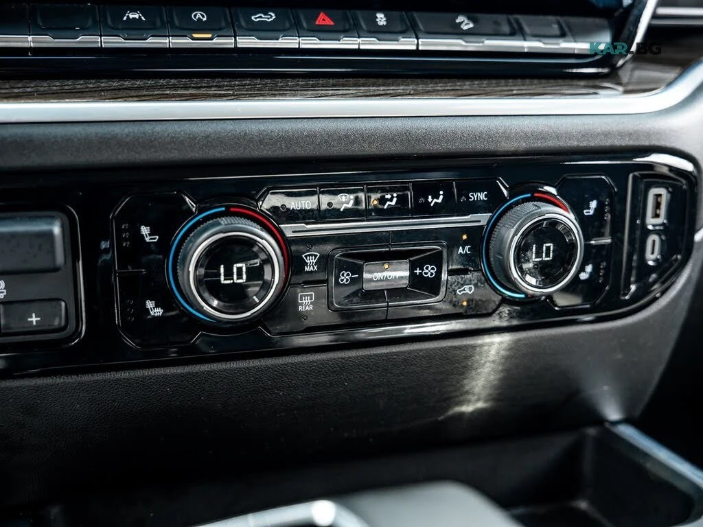 Chevrolet Silverado 1500 RST * Crew Cab * АвтоКредит * (ЦЕНА ДО БГ), снимка 15 - Автомобили и джипове - 56024453