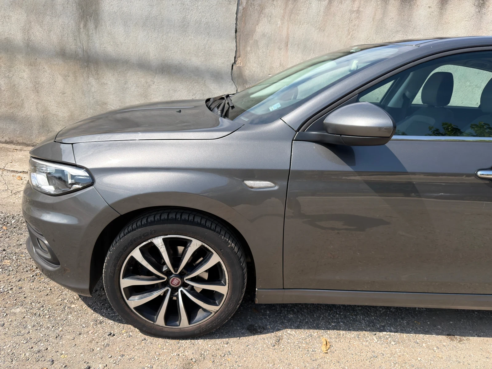 Fiat Tipo 1.6 M-JET, снимка 8 - Автомобили и джипове - 56047179
