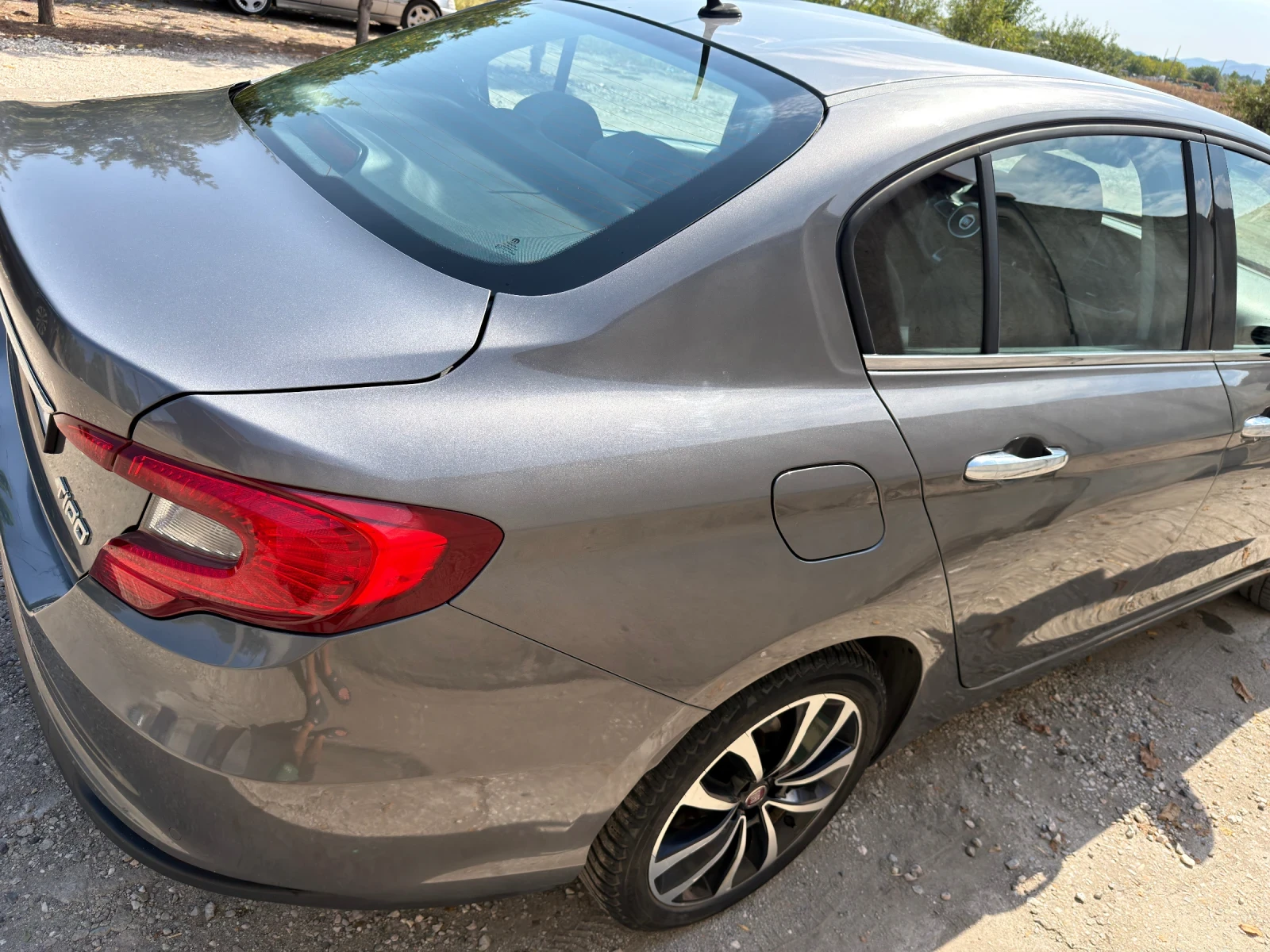 Fiat Tipo 1.6 M-JET, снимка 5 - Автомобили и джипове - 56047179