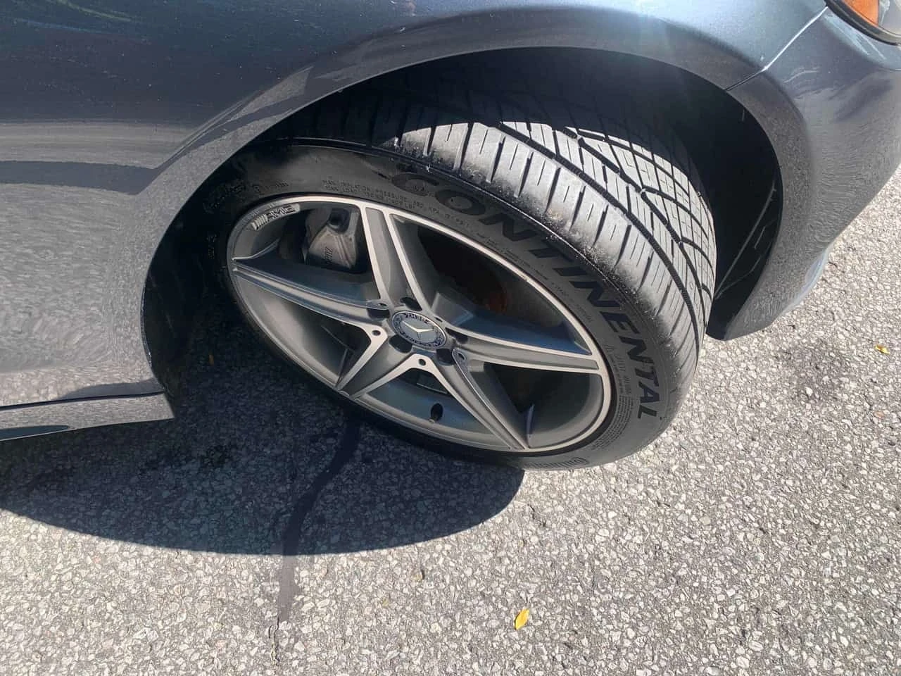 Mercedes-Benz C 300 4MATIC * ЧЕРВЕН САЛОН* ПАНОРАМА* КАМЕРА* , снимка 6 - Автомобили и джипове - 56254347