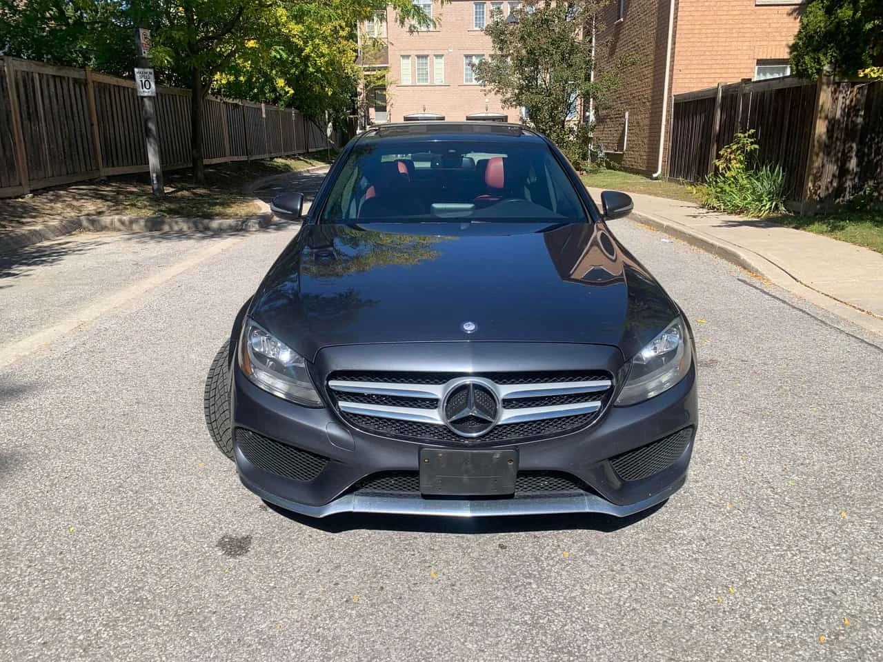 Mercedes-Benz C 300 4MATIC * ЧЕРВЕН САЛОН* ПАНОРАМА* КАМЕРА* , снимка 2 - Автомобили и джипове - 56254347