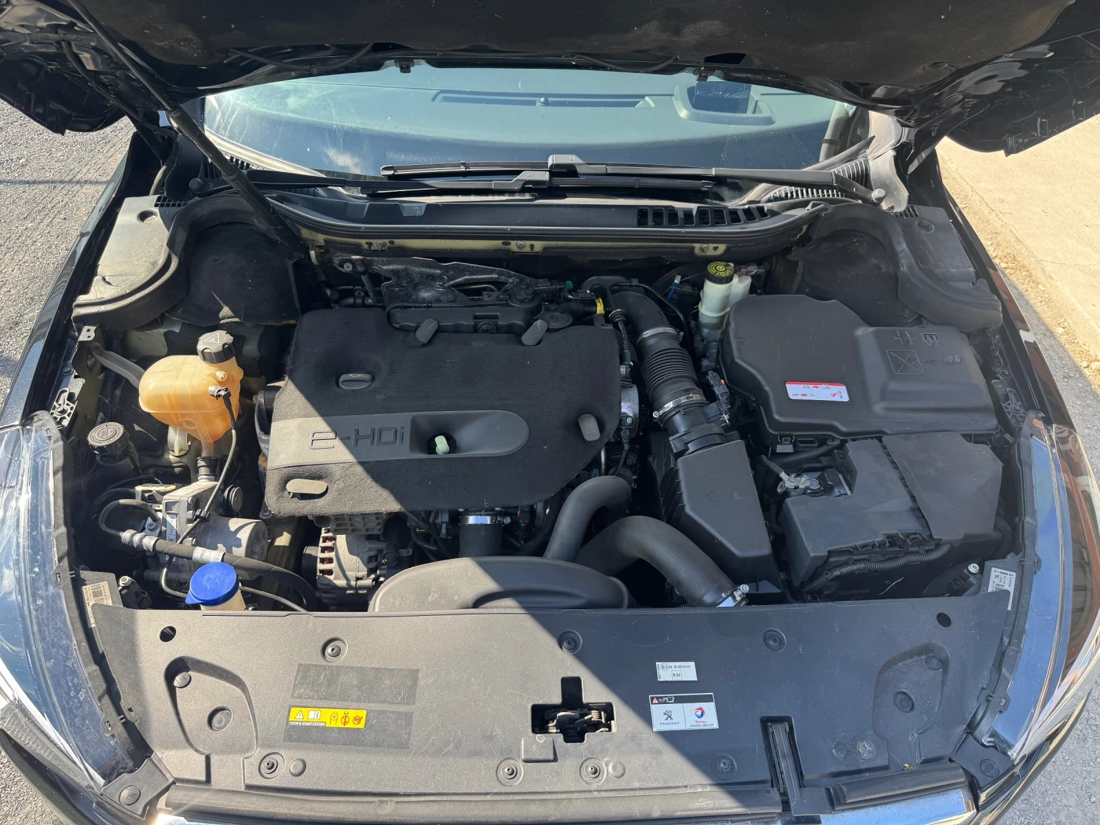 Peugeot 508 2.0 BLUE-HDI  Exclusive , снимка 17 - Автомобили и джипове - 56317951