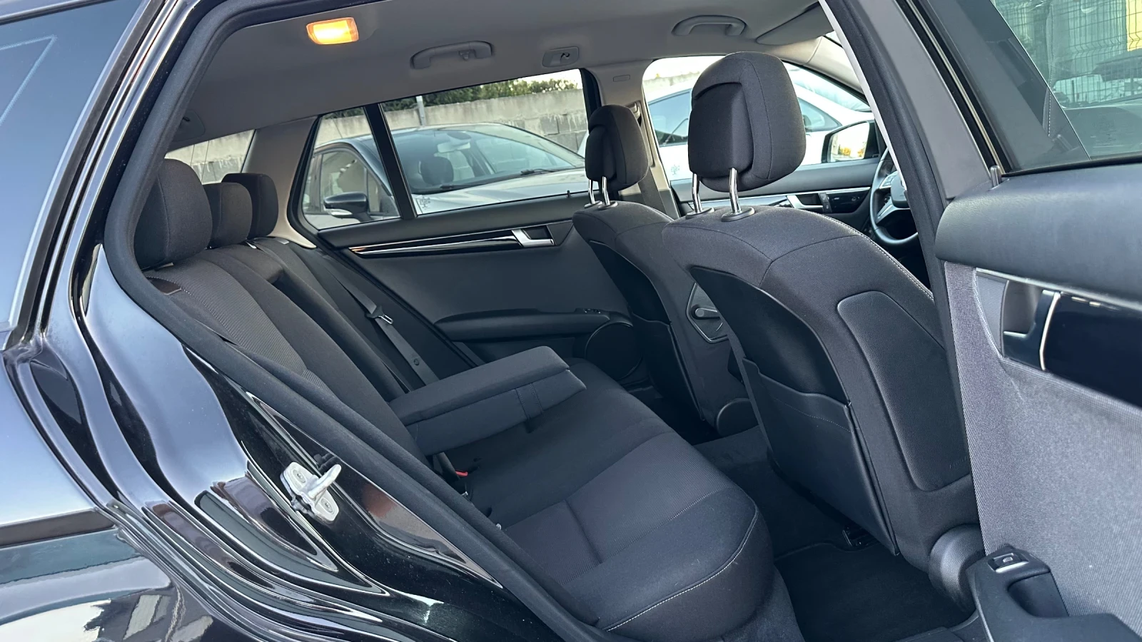 Mercedes-Benz C 220 2014�. 180cdi � ������� ���������! | Mobile.bg � ����������� 12