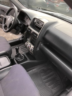 Honda Cr-v 4х4 климатик, снимка 11 - Автомобили и джипове - 43401523