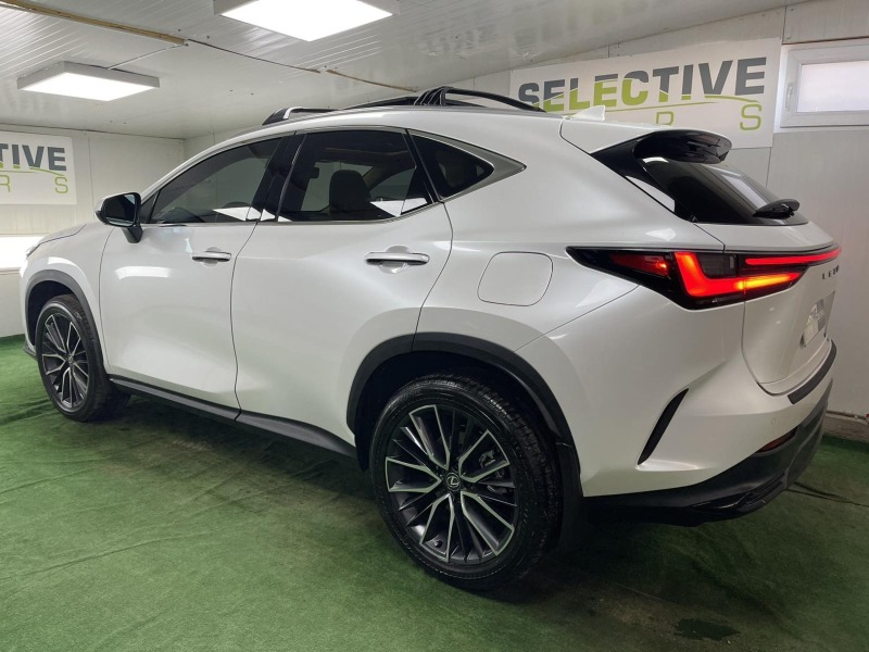 Lexus NX 300 Premium AWD -НОВА-, снимка 4 - Автомобили и джипове - 46830026