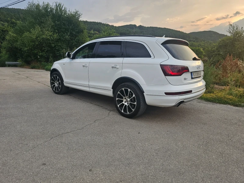 Audi Q7, снимка 7 - Автомобили и джипове - 51312840