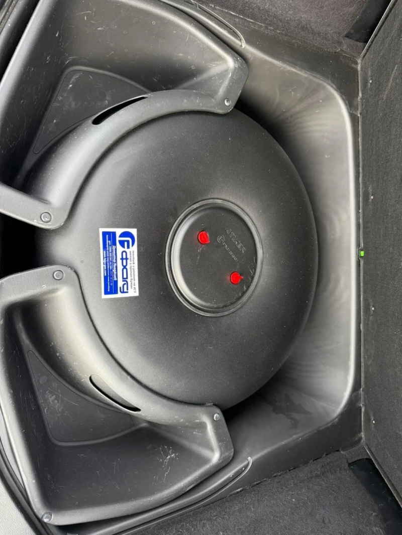 Jeep Grand cherokee OVERLAND, снимка 9 - Автомобили и джипове - 53423533