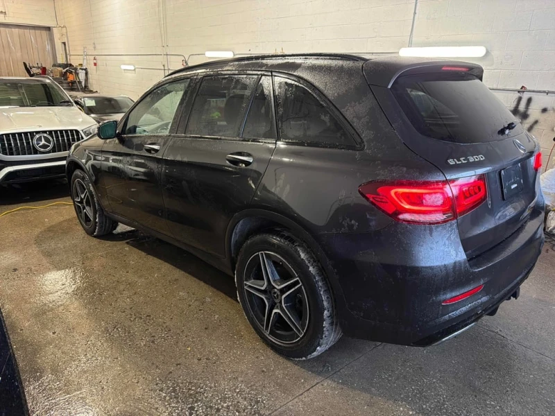 Mercedes-Benz GLC 300 CARFAX, снимка 2 - Автомобили и джипове - 53451853