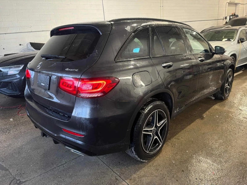 Mercedes-Benz GLC 300 CARFAX, снимка 3 - Автомобили и джипове - 53451853