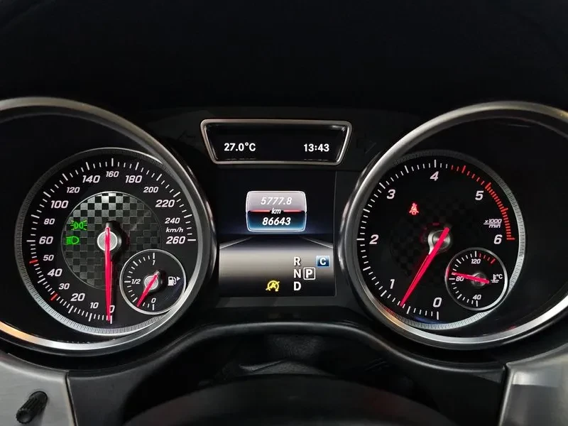 Mercedes-Benz GLE W166 Gle350 D 4Matic Coupe, снимка 8 - Автомобили и джипове - 55307818